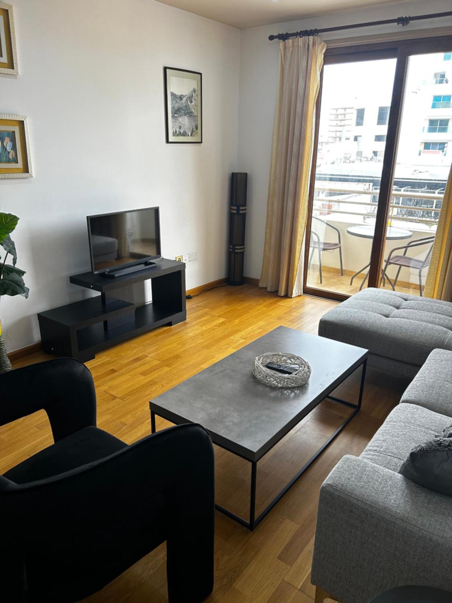 Ithaki Phinikoudes Apartment No. 204 ลาร์นาคา ภายนอก รูปภาพ