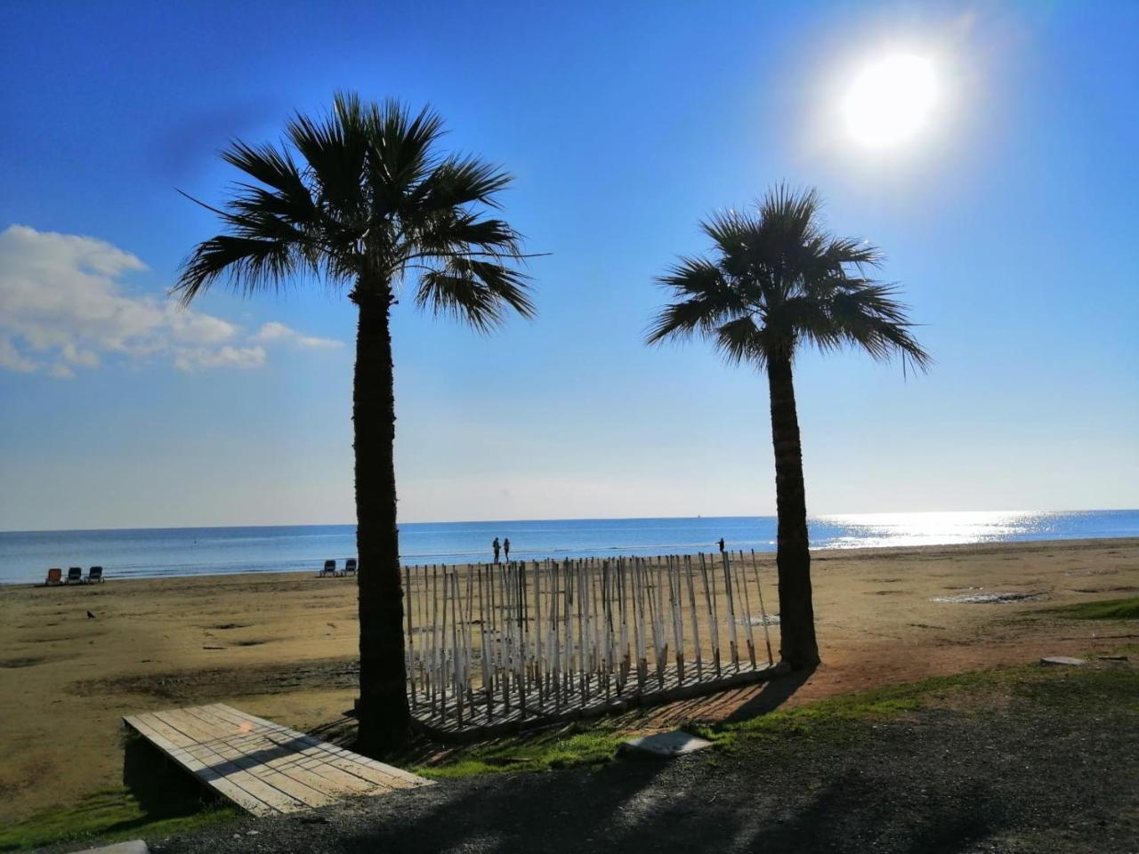 Ithaki Phinikoudes Apartment No. 204 ลาร์นาคา ภายนอก รูปภาพ